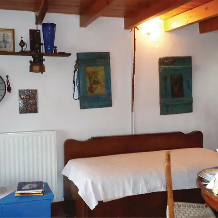 One-bedroom Holiday In