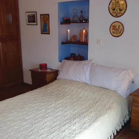 One-bedroom Holiday In *